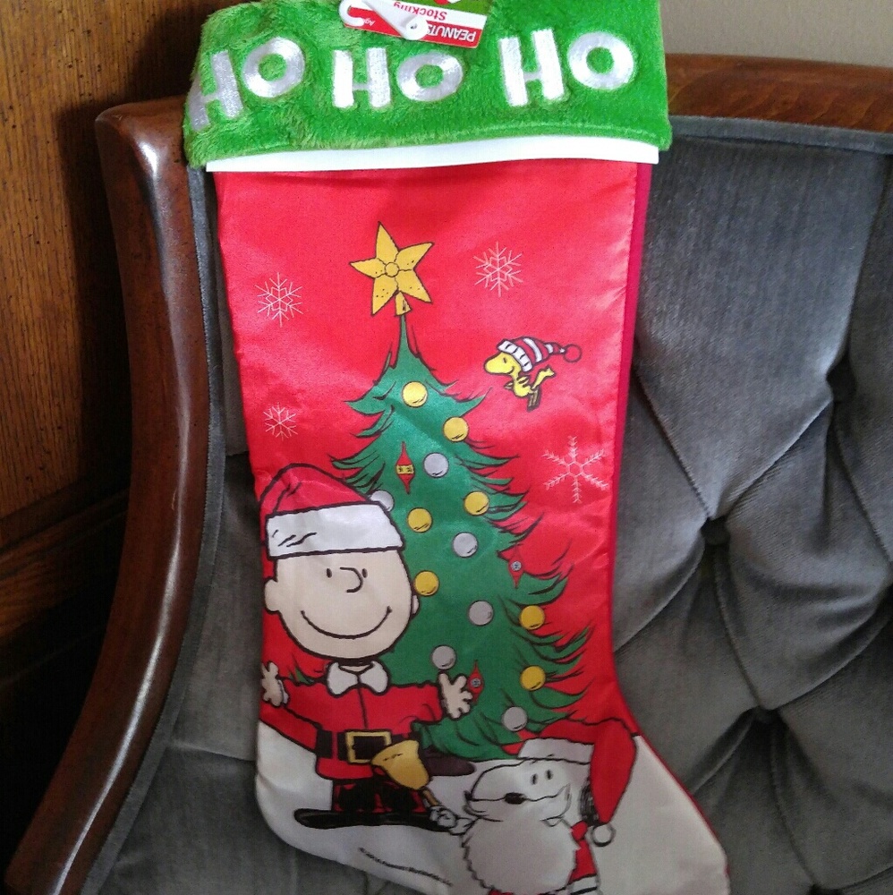 Peanuts stocking
